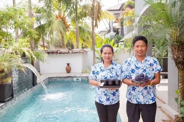 Baan Santhiya Private Pool Villas - Lobi