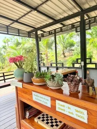 Baan Suan Hill Resort - Lobi