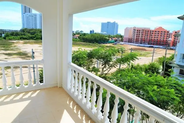Baan Suan Lalana Beautiful Garden Resort Pattaya - Konum Öne Çıkanlar