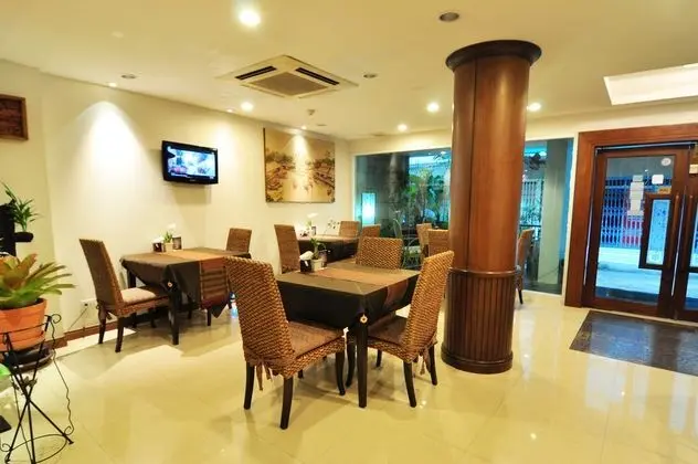 Baan Sukhumvit Inn Soi 18 - Yeme / İçme