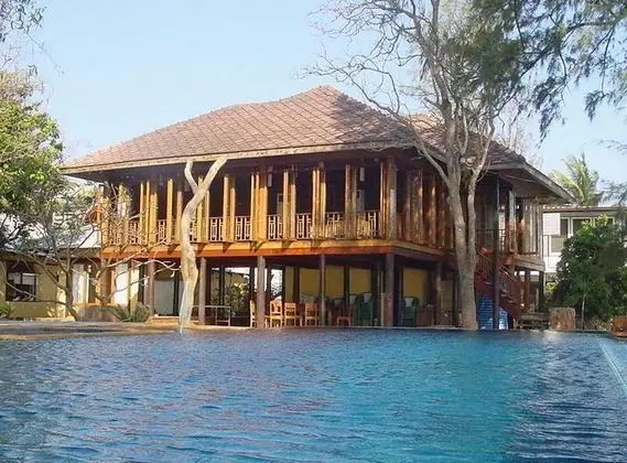 Baan Talay Dao Resort - Havuz