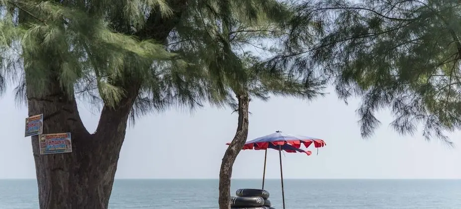 Baan Thew Lom Cha-Am Huahin by D-light - Plaj