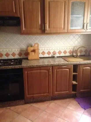 Bab Rouah 2 Bedroom Apartment - Mutfak