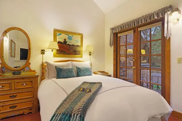 Babbling Brook Inn