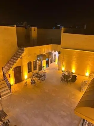 Babilyon Otel - Genel
