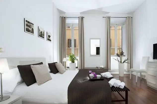 Babuino Deluxe - Spanish Steps