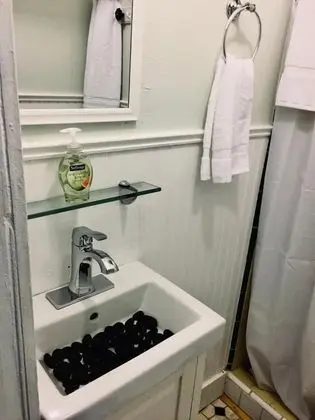Baby Bears Cozy Cabin with pool - Banyo Tipleri