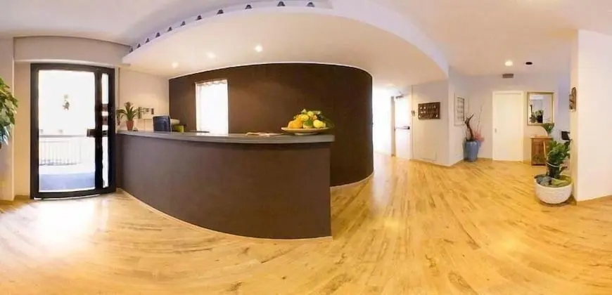 Hotel Bacco - Lobi