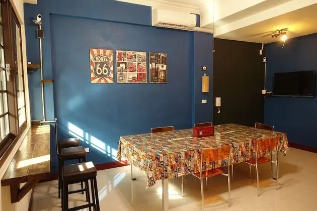 Backpack Home 497 - Hostel - Lobi