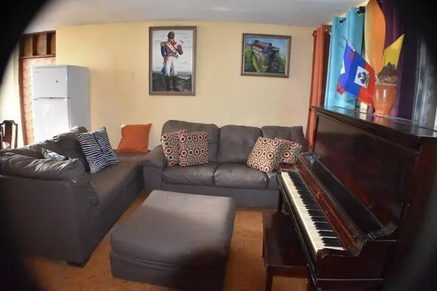 Backpackers Haiti - Öne Çıkan Resim