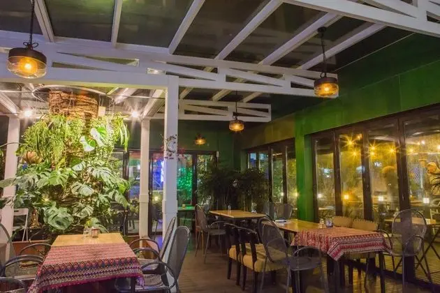 Backpacker's Home - Yerinde Yemek