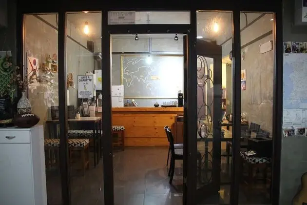 Backpacker's House - Hostel