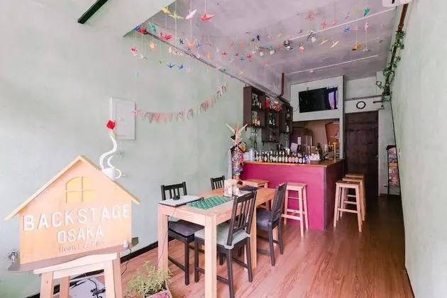 Backstage Osaka Hostel & Bar - Lobi