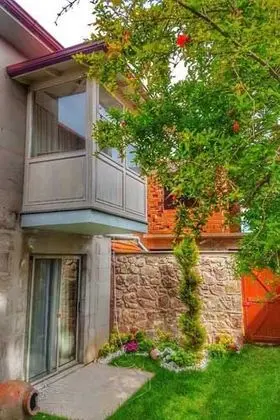 Bademli Garden Suit