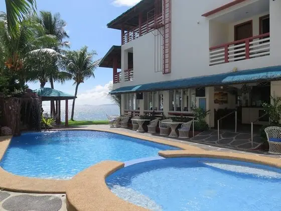 BADLADZ Beach and Dive Resort