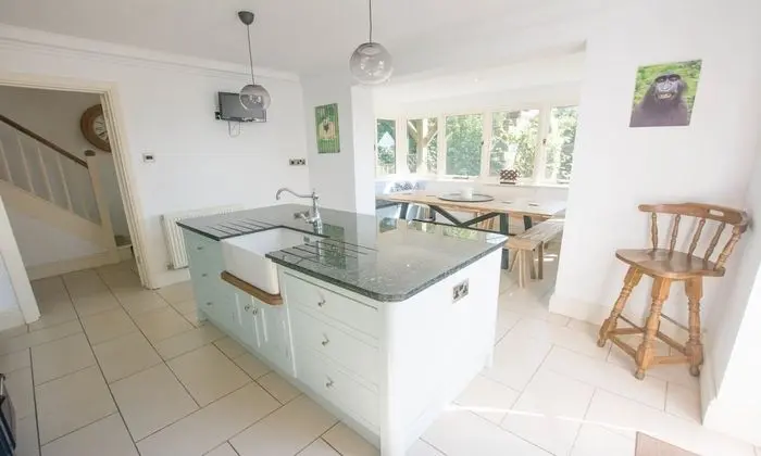 Bag-end House 7 Bedrooms, Sleeps 14, Hot Tub - Mutfak
