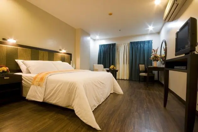 Baguio Burnham Suites - Oda
