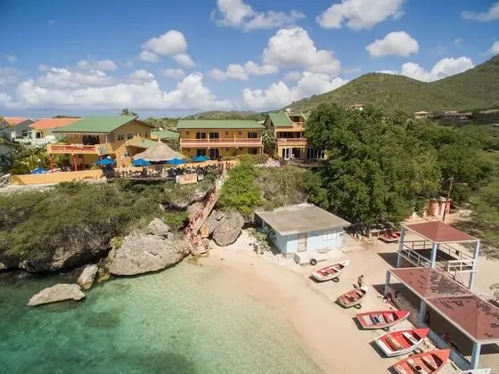 Bahia Apartments & Diving