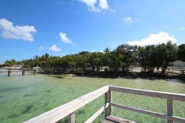 Bahia Bay Resort