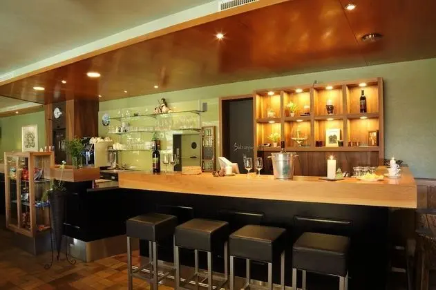 Hotel Bahnhof Ausserberg - Lobi