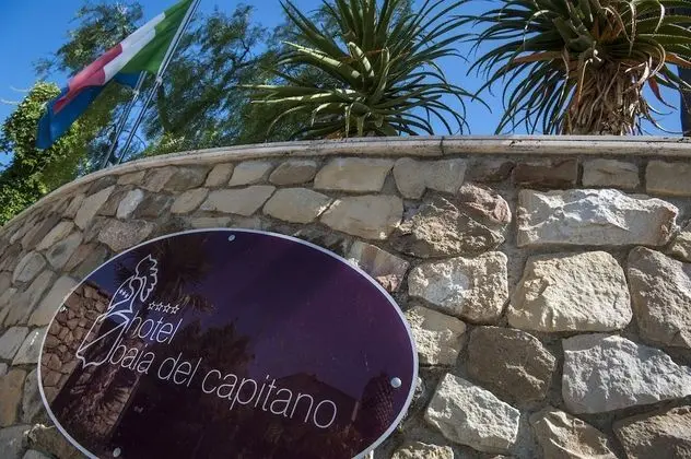 Hotel Baia Del Capitano - Dış Mekan