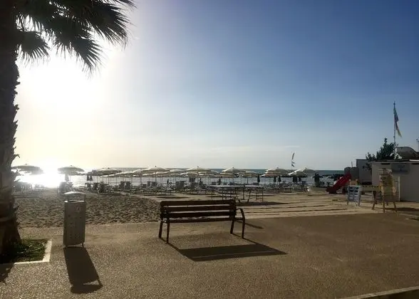 Baia Marina Hotel - Plaj