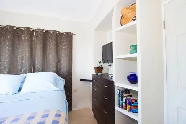 The Bailey's New Kingston Suites - Oda