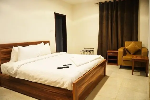 Baiti Hotel Apartments