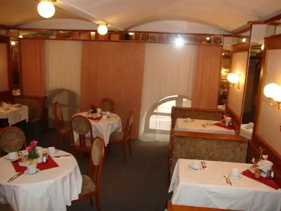 Hotel Bajazzo - Yerinde Yemek
