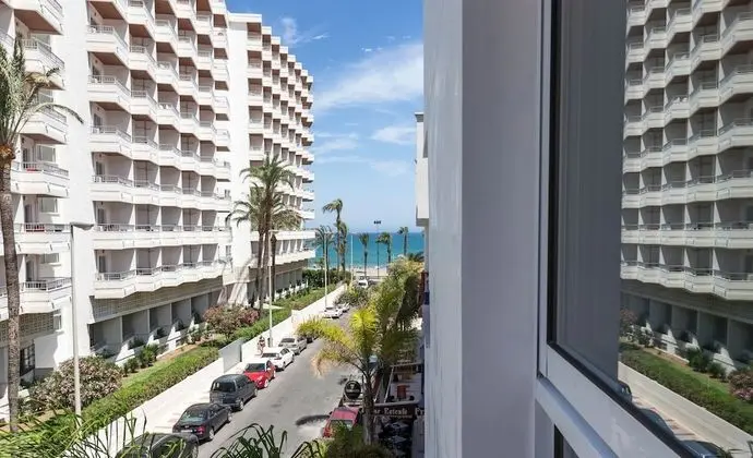 Bajondillo Beach Cozy Inns