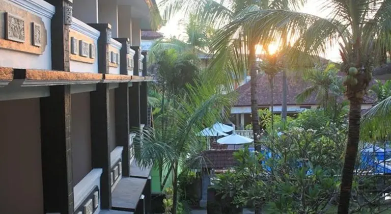 Bakung Beach Resort - Dış Mekan