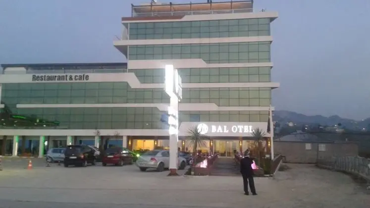 Bal Otel - Genel