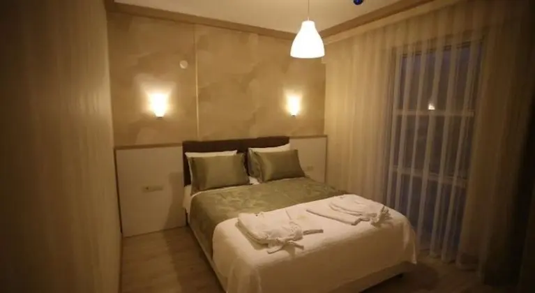 Bal Otel - Genel