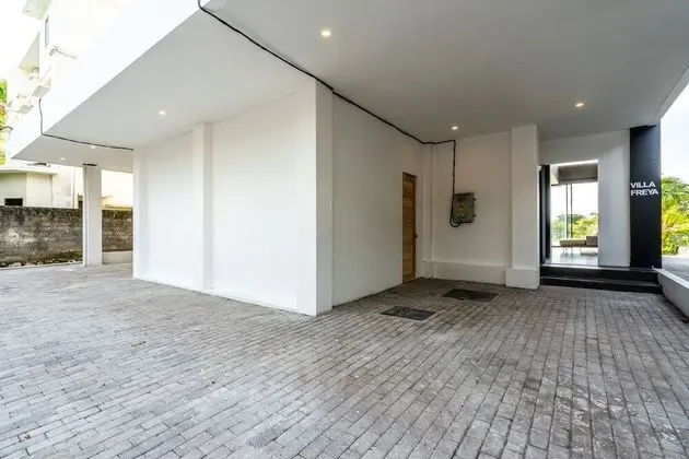 Balangan Beach Villa Freya - Dış Mekan