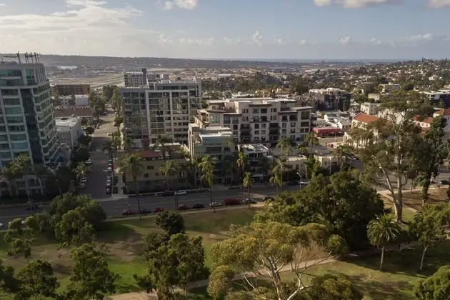 Balboa Buyout by Avantstay - Condo w/ Views in DT San Diego!