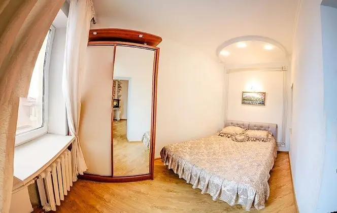 Balcony Apartment near Deribasovskaya