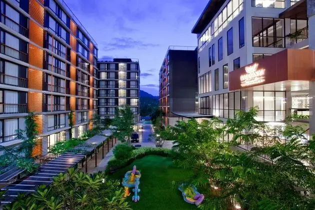 Balcony Courtyard Sriracha Hotel & Serviced Apartments - Öne Çıkan Resim
