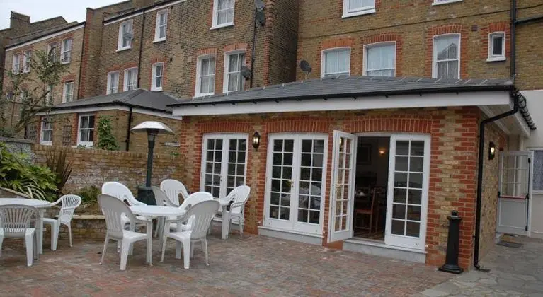 Balham Lodge - Genel