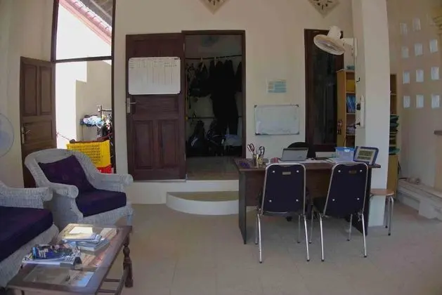 Bali Fab Dive Center - Hostel - Lobi