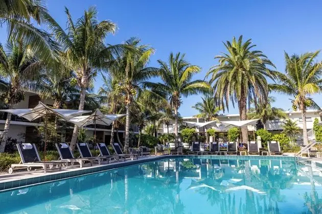 Bali Hai Beachfront Resort and Spa - Havuz