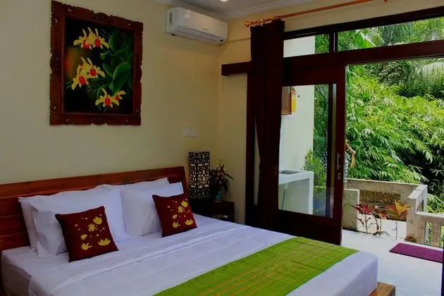 Bali Manwarsa Guest House - Oda
