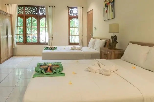 Bali Sunshine Homestay And Art Gallery - Oda