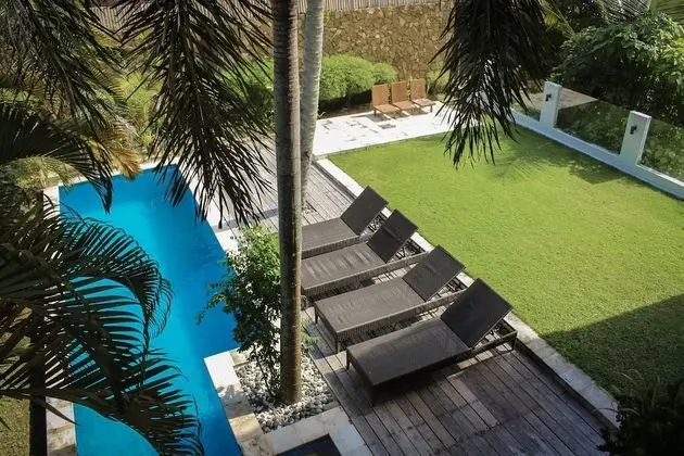 Balian Surf Villas