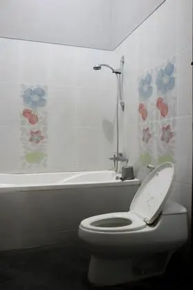 BaliOmah Guesthouse Jogja - Hostel - Banyo Tipleri