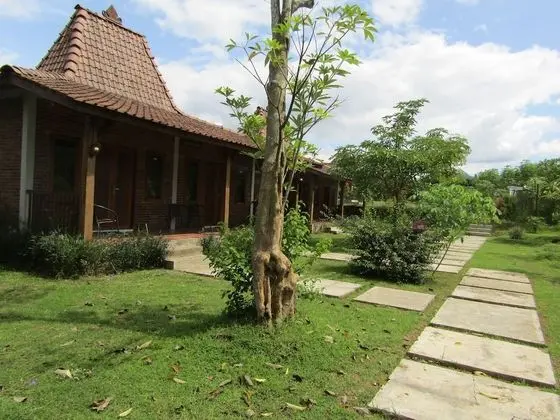 Balkondes Bumiharjo (Kampung Dolanan)