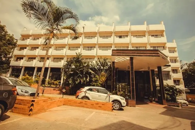 Hotel Ballal Residency - Dış Mekan