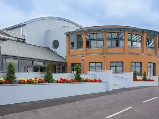 Ballyroe Heights Hotel - Dış Mekan