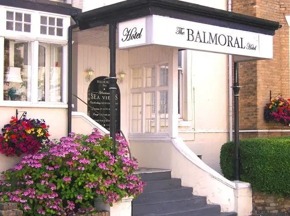 Balmoral Hotel - Dış Mekan