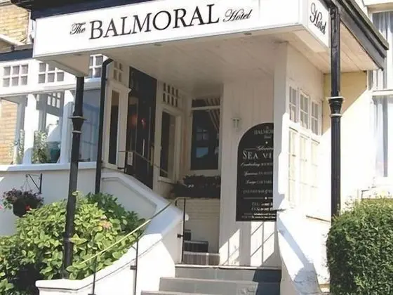 Balmoral Hotel - Dış Mekan