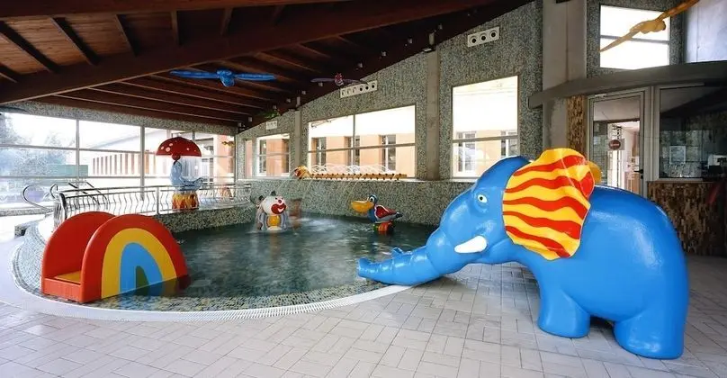 Balneario de Archena - Hotel Levante - Havuz